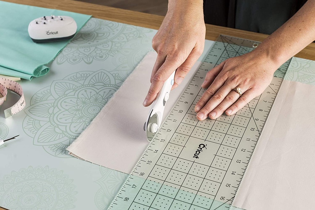 Cricut Rotary Cutter (45mm)