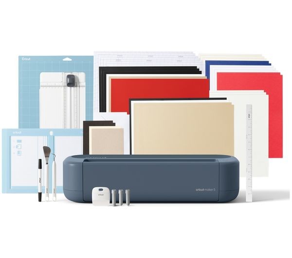 Cricut Maker 5 Essential Bundle